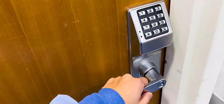 Why Choose Us for Your Keypad Lock Needs in Lake Magdalene, FL?